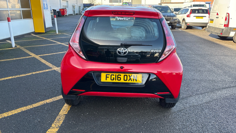 Toyota Aygo 1.0 VVT-i X-Play 5dr Petrol Hatchback